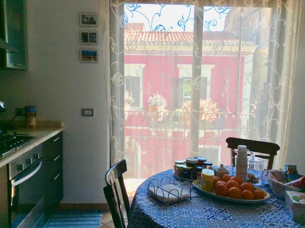 B&B Domus Candida Calatabiano Luaran gambar